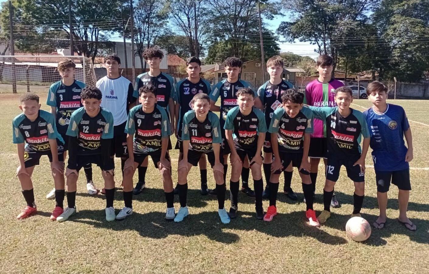 este ano 32 equipes, de 17 escolas, participam da competição nas categorias de 12 a 14 e 15 a 17 anos. Jogos seguem até a próxima semana