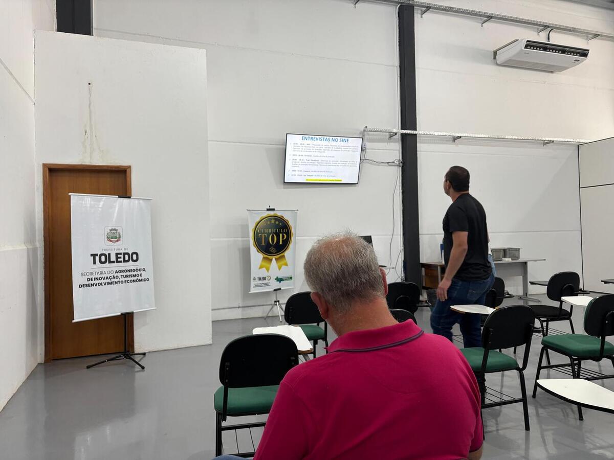Na manhã desta quarta-feira (24) a Agência do trabalhador organizou o “Dia D”, que ofereceu mais de 250 vagas de emprego para pessoas com deficiência (PcD's)