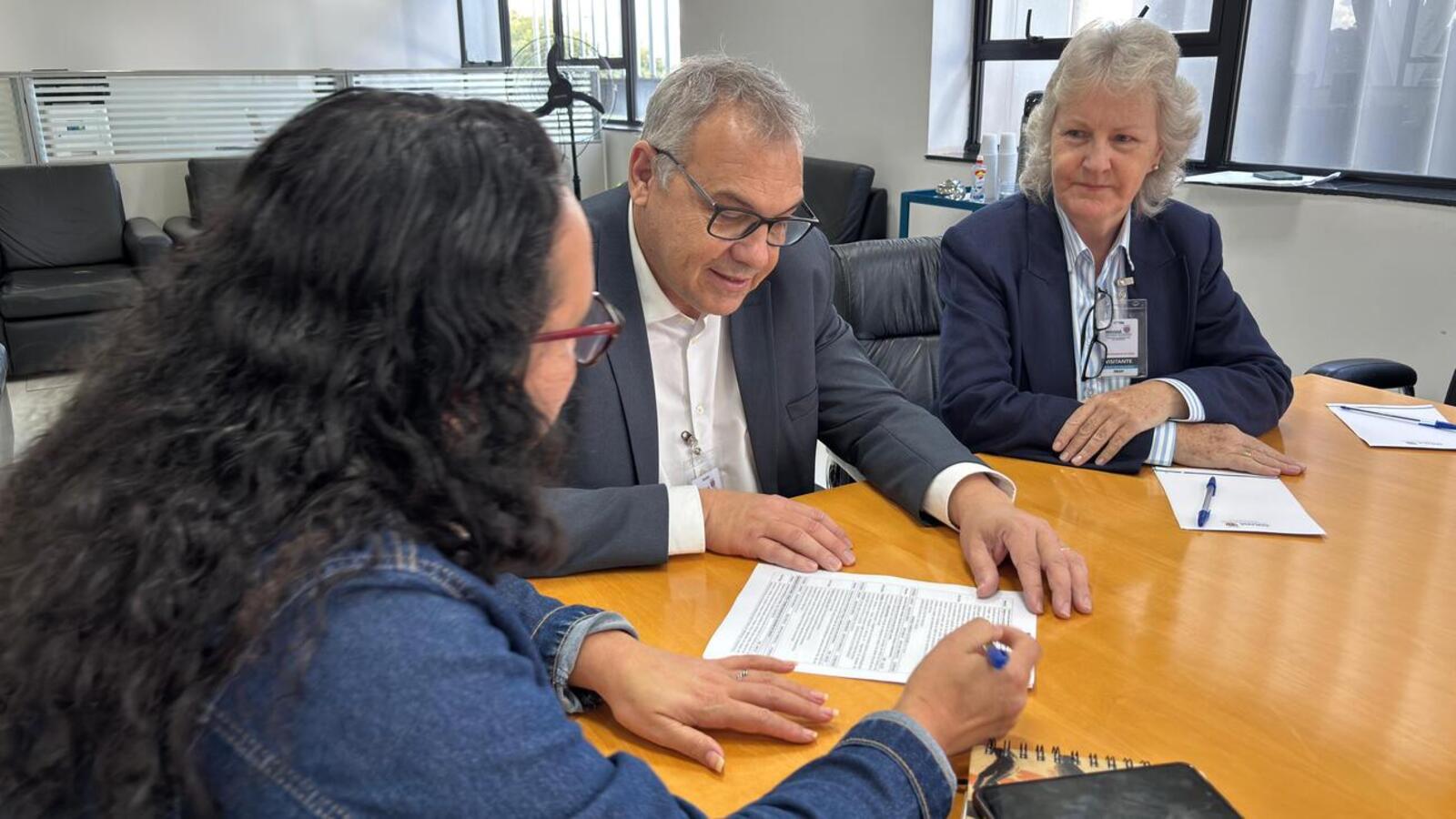 Em viagem à capital, o prefeito Mario Costenaro verificou detalhes técnicos sobre os vários projetos a serem implantados em Toledo