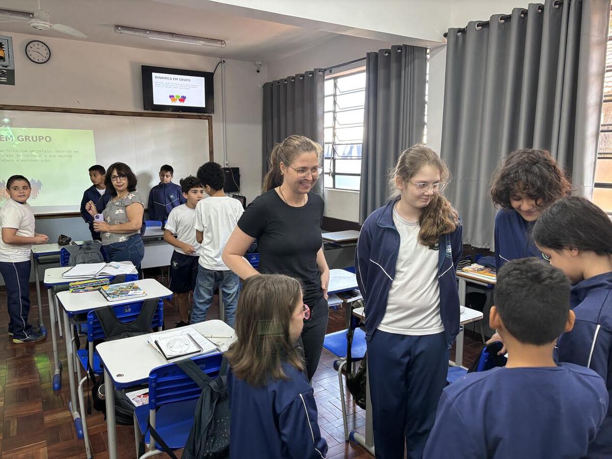 Equipe pedagógica do Centro de Referência Especializado de Assistência Social (Creas II) conscientizou alunos do 6° ano do Colégio Estadual Cívico-Militar Novo Horizonte sobre medidas socioeducativas