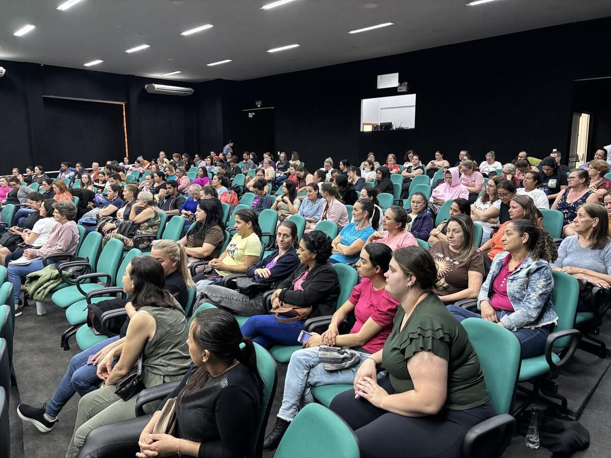 Treinamento abordou os temas: “A Judicialização do Direito da Criança”, e “Direito à Educação e o Programa Toda Criança na Escola”