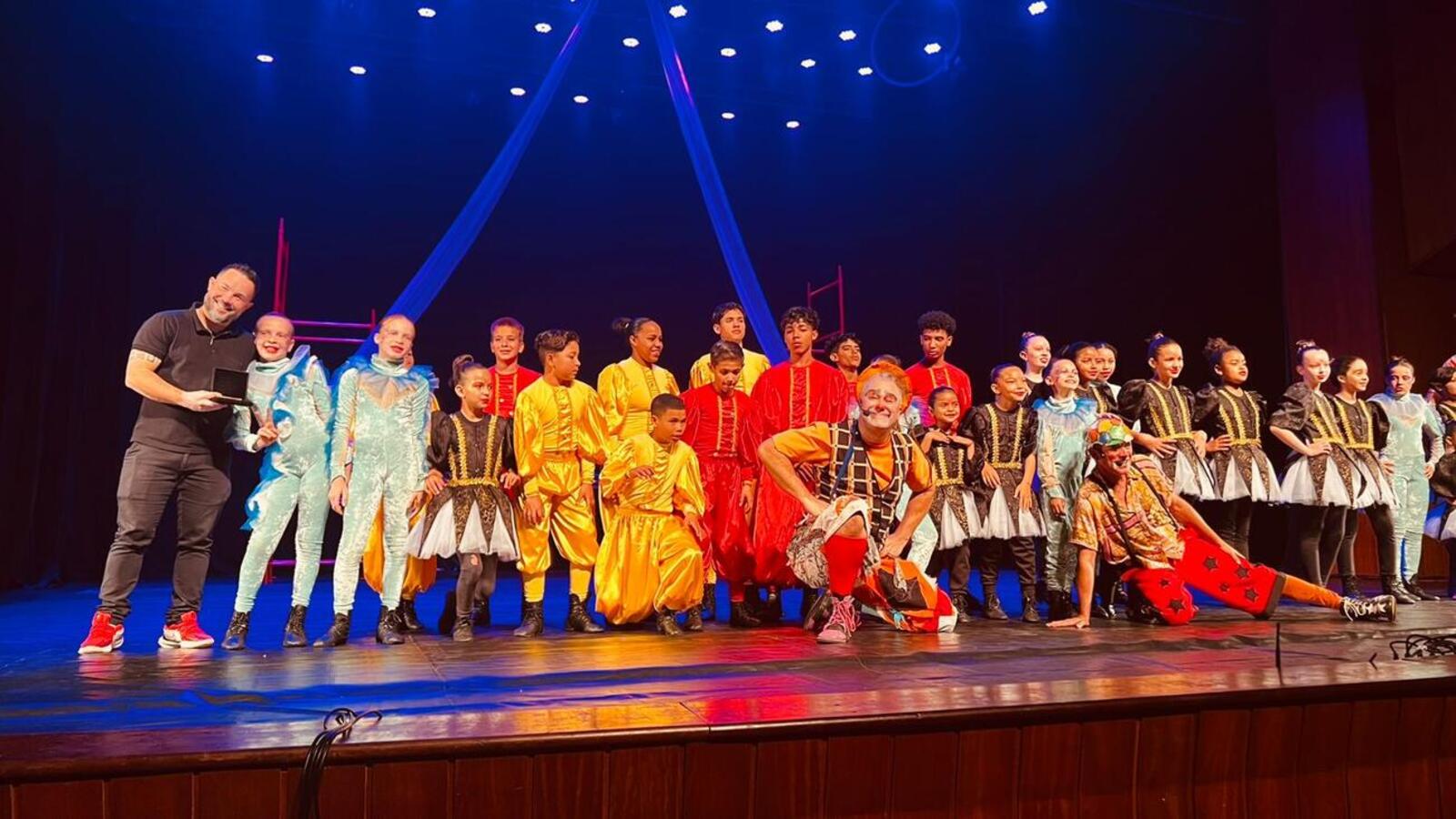 Programação do Circo da Alegria traz contação de histórias, exposição e apresentações culturais