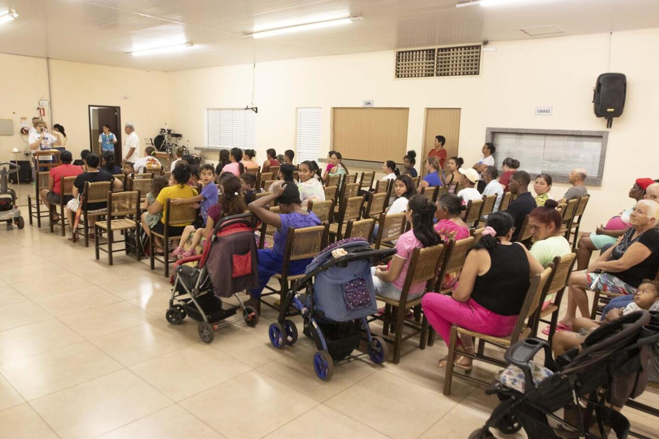 “Depressão e qualidade de vida” foi tema da conversa ocorrida na tarde desta sexta (12) entre profissionais de saúde e pessoas assistidas pelo auxílio fraterno da Igreja