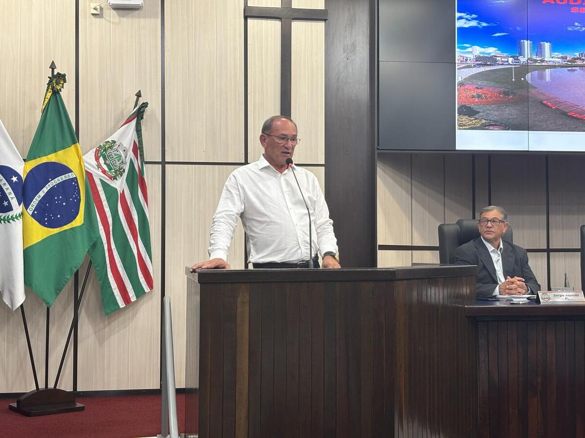 No Plenário da Câmara Municipal, prestação de contas referente ao 2º quadrimestre de 2025 ocorreu em audiência pública realizada na tarde desta terça-feira (23)