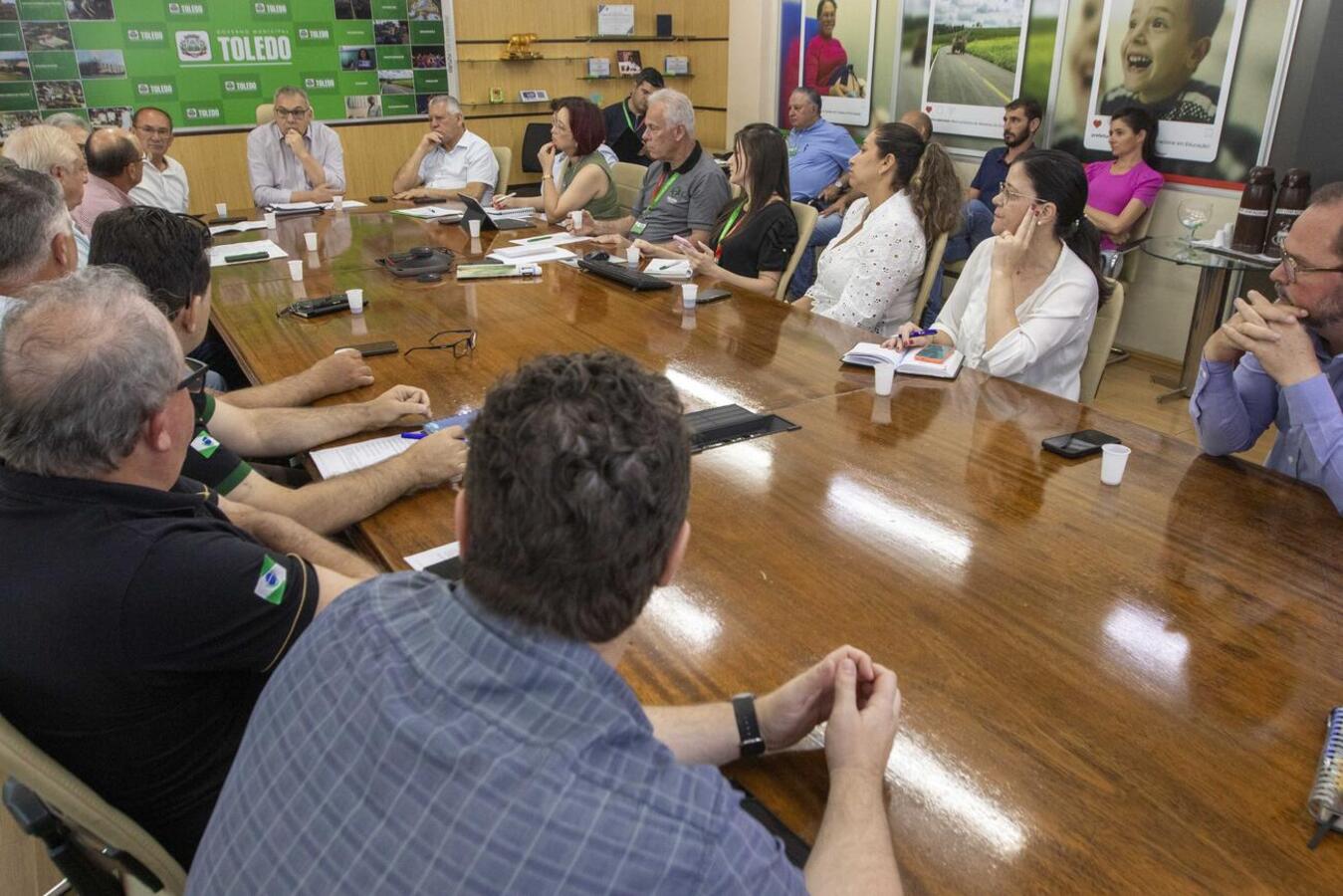 A reunião tratou da taxação do imposto ICMS sobre o peixe vivo vendido para fora do estado