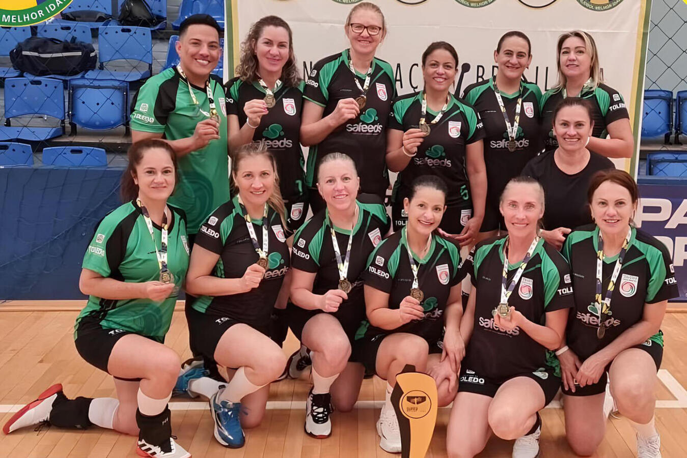 Nas quatro categorias que disputou em competição realizada no último fim de semana em Nova Santa Rosa, o município conquistou medalha de ouro em todas