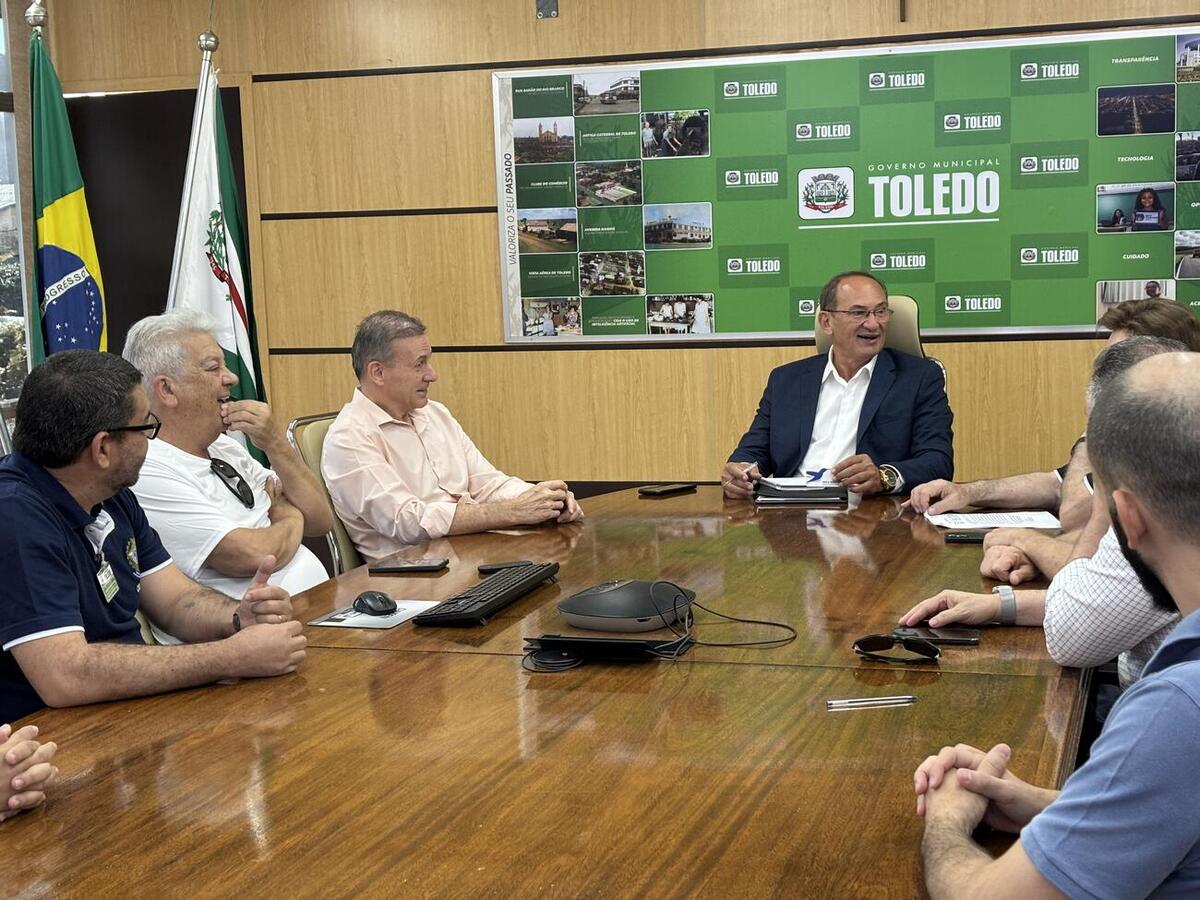 Objetivo foi apresentar os trabalhos dos corretores de imóveis e as demandas do setor