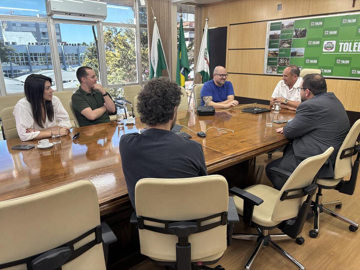Representantes do município de Maravilha, localizado no oeste catarinense, estiveram nesta quinta-feira (25) em Toledo, a fim de conhecer a cidade