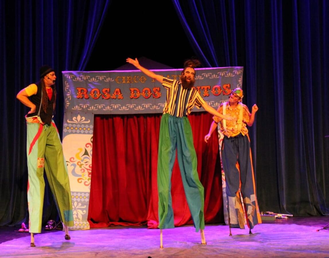 Luiz Valente faz parte do grupo Rosa dos Ventos, de São Paulo, que se apresentou em Toledo nesta quarta (10), e destacou a força do circo como atividade cultural e de transformação social.