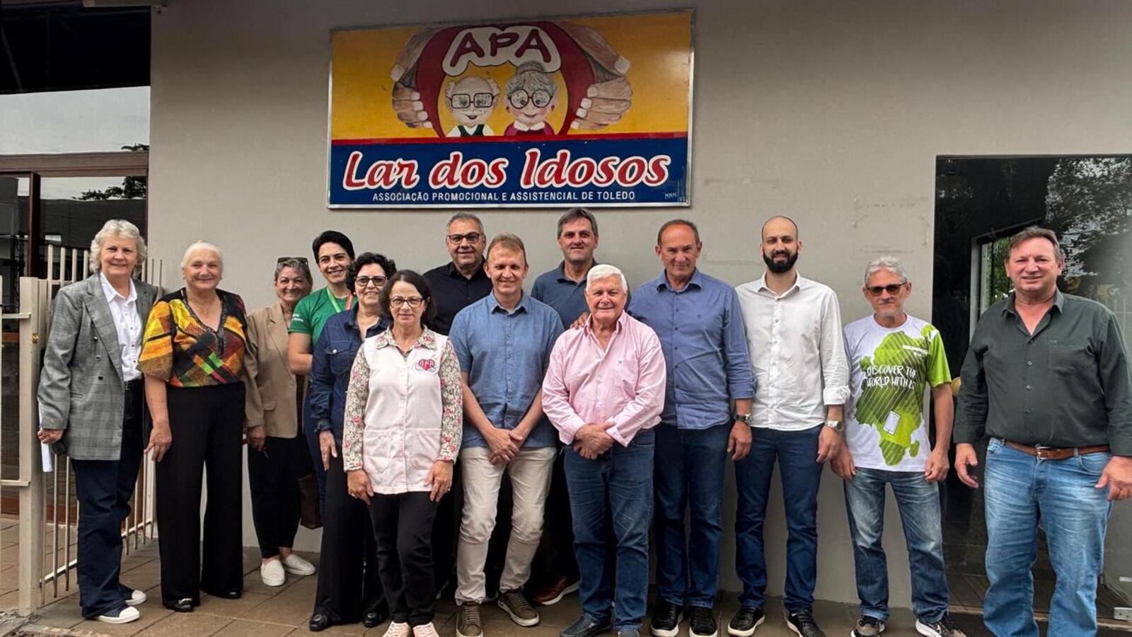 Objetivo foi apresentar a nova proposta que está sendo construída em Toledo e ouvir as demandas da entidade assistencial