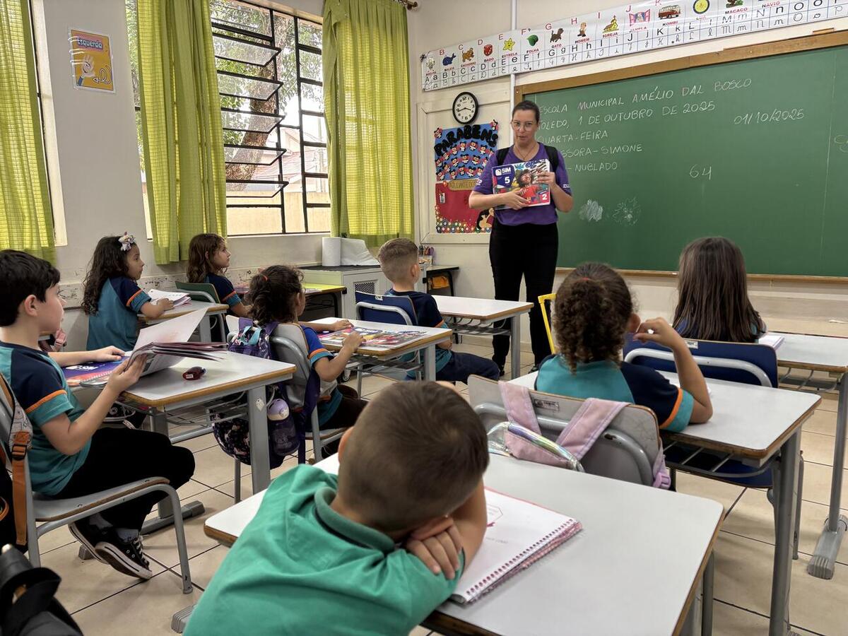 Educadores de Cmeis e escolas tiveram a oportunidade tirar suas dúvidas acerca do funcionamento da plataforma “Iônica”