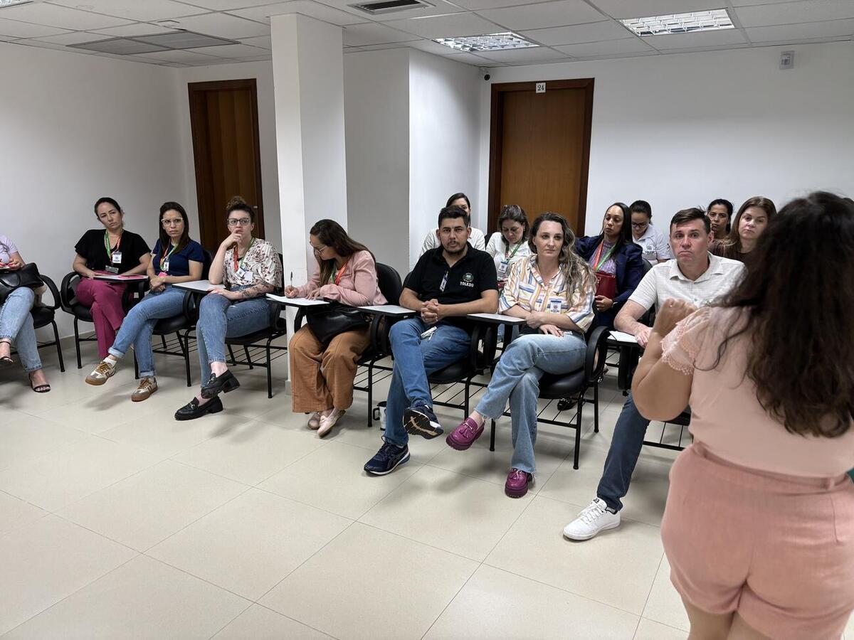 Realizada nesta sexta (17), capacitação foi conduzida pelo Núcleo de Apoio Especializado à Criança e ao Adolescente (NAE), da Comarca de Toledo