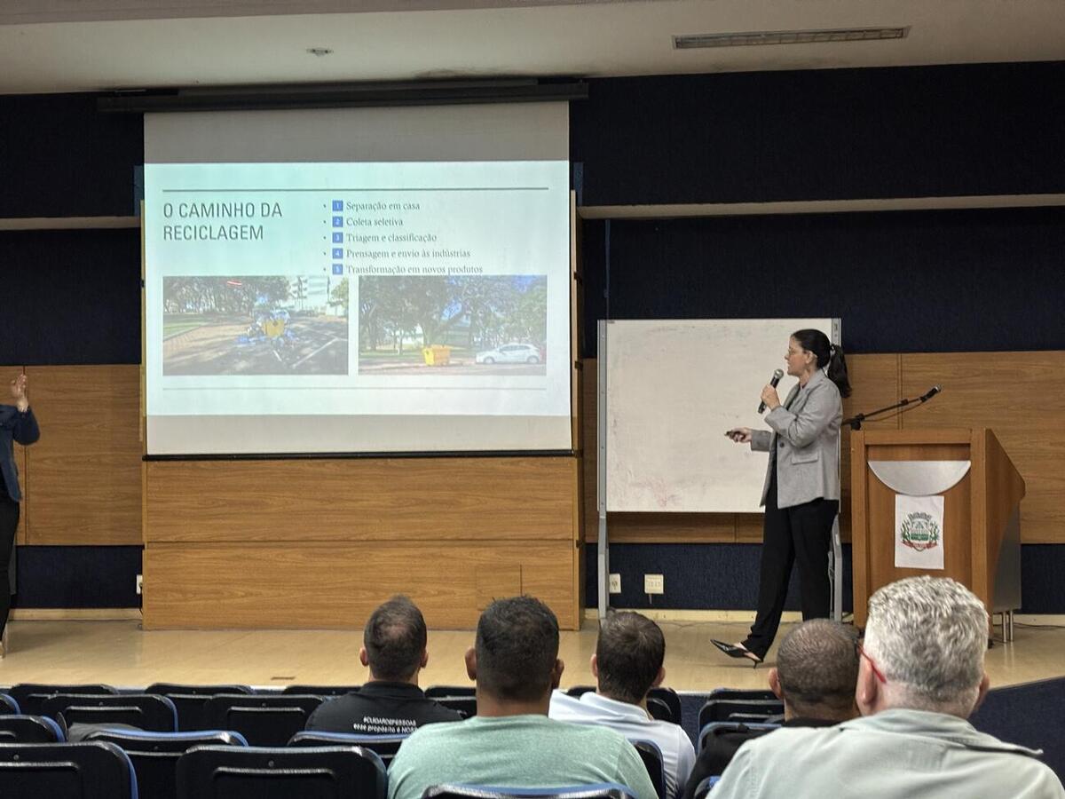 Encontro reuniu representantes da comunidade para debater ações e conscientização sobre o descarte correto dos resíduos