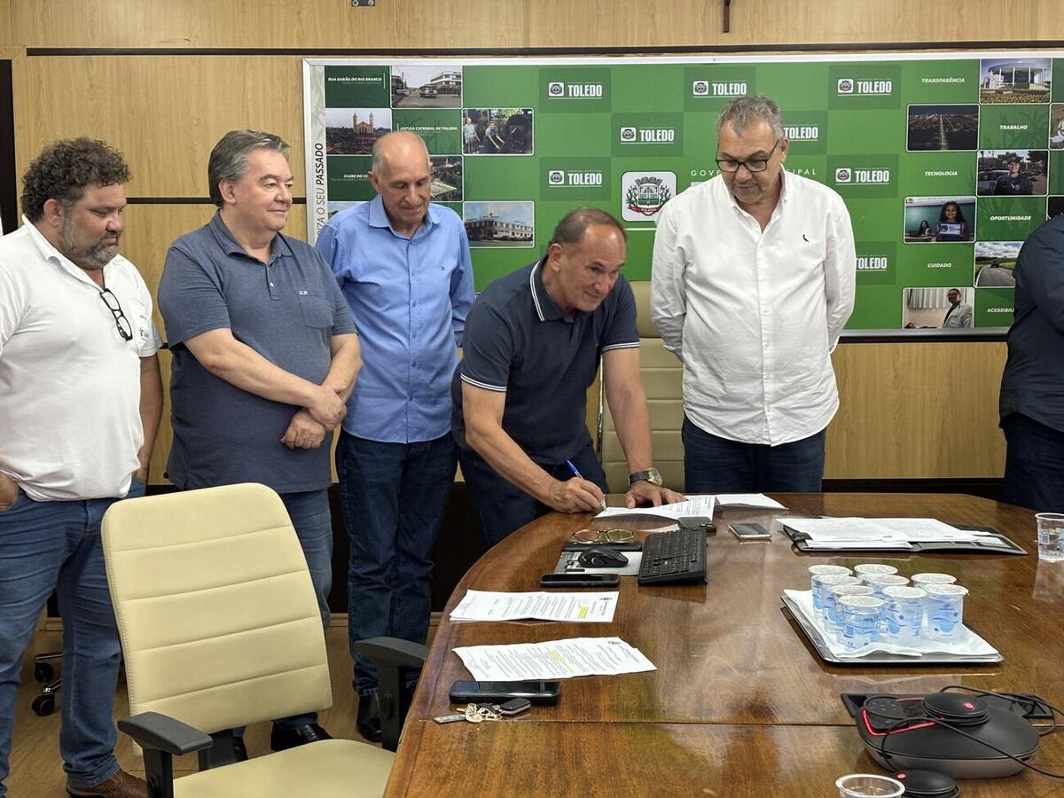 Três novas leis fortalecem associações, ampliam a divulgação de eventos e incentivam práticas sustentáveis em Toledo