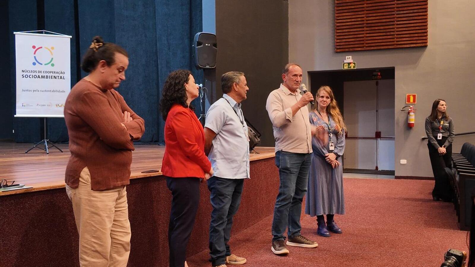 Vice-prefeito representou administração municipal na frente de honra de evento realizado na tarde desta quinta-feira (9) no auditório do câmpus local da Unioeste