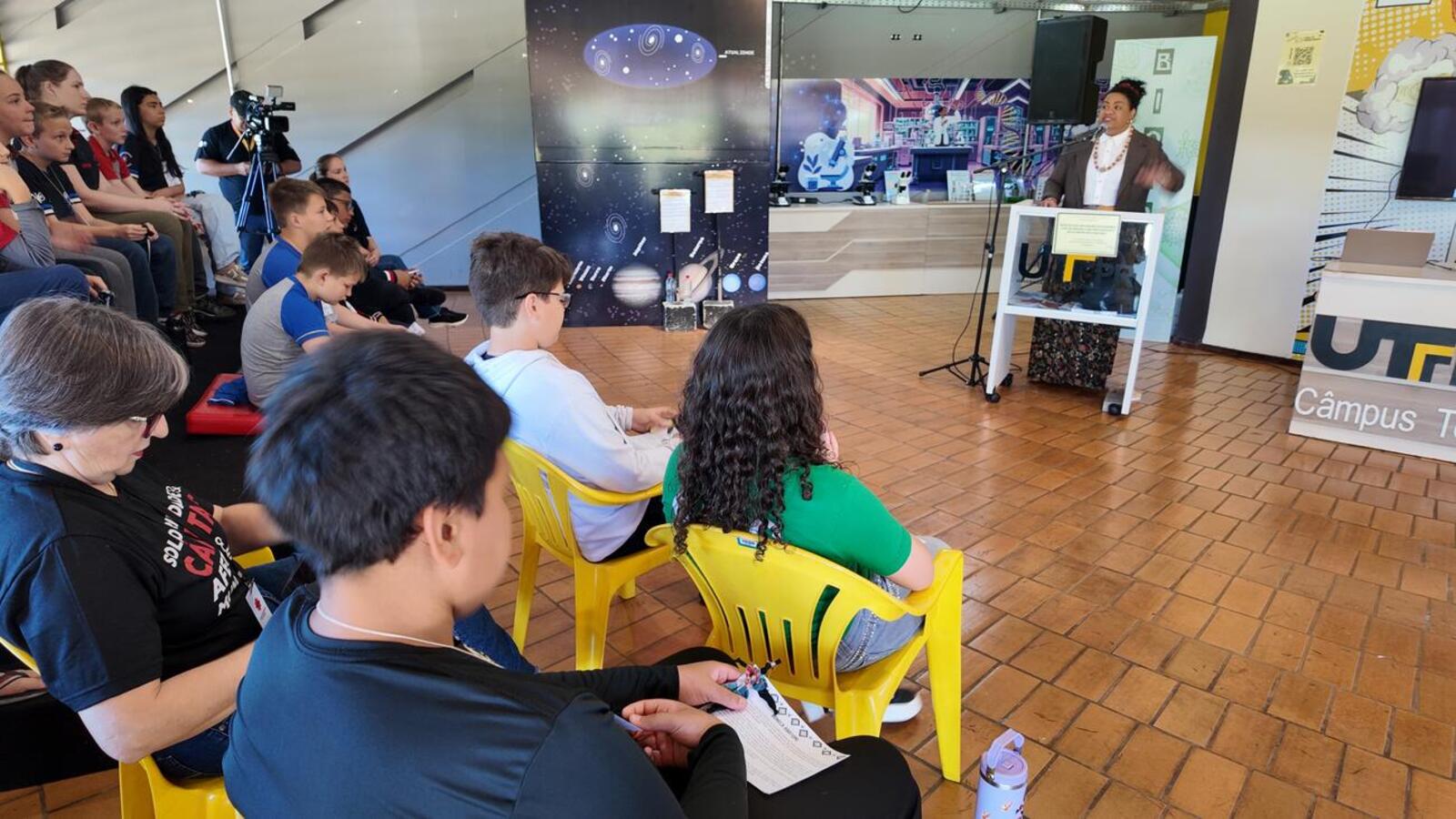 Promovido por secretarias municipais e Cáritas Diocesana, encontro realizado hoje (19) na Usina do Conhecimento é alusivo ao Dia Nacional da Consciência Negra