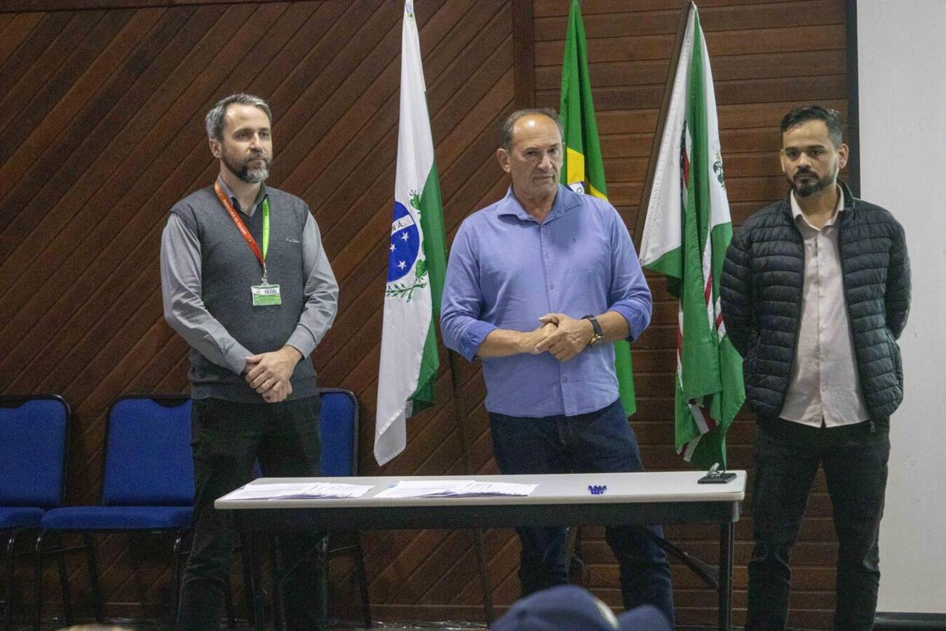 Prefeitura de Toledo reuniu representantes das empresas que adquiriram os terrenos industriais para orientações gerais sobre o contrato