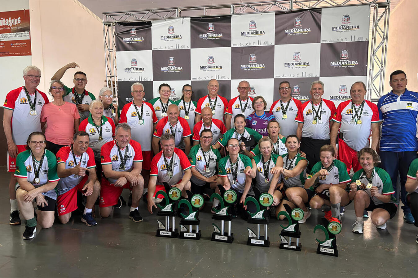 Na primeira edição de campeonato promovido pela FPEAI, realizado na semana passada em Medianeira, o município conseguiu 6 medalhas, sendo 4 de ouro