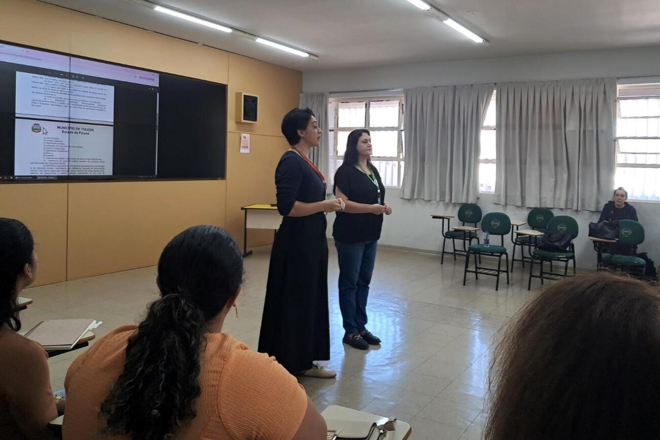 Com direito à apresentação cultural, última etapa da capacitação para assistentes e analistas do Suas, que teve carga-horária de 40 horas, ocorreu nesta segunda (10)