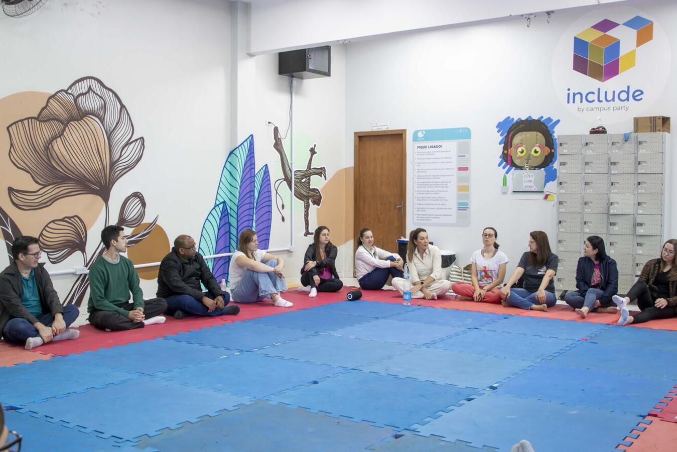 Curso promovido pela Escola de Administração Pública reuniu servidores para rodas de conversa, yoga e práticas de bem-estar