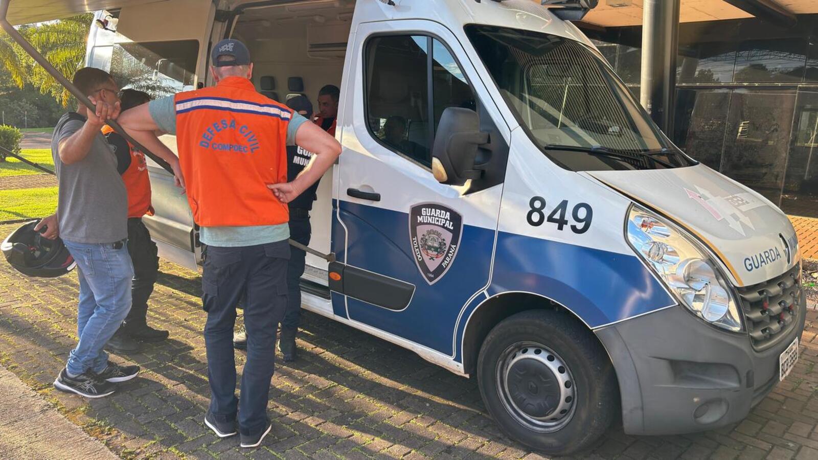 Donativos para famílias atingidas por tornado em Rio Bonito do Iguaçu ainda podem ser entregues no Centro Administrativo Duílio Genari