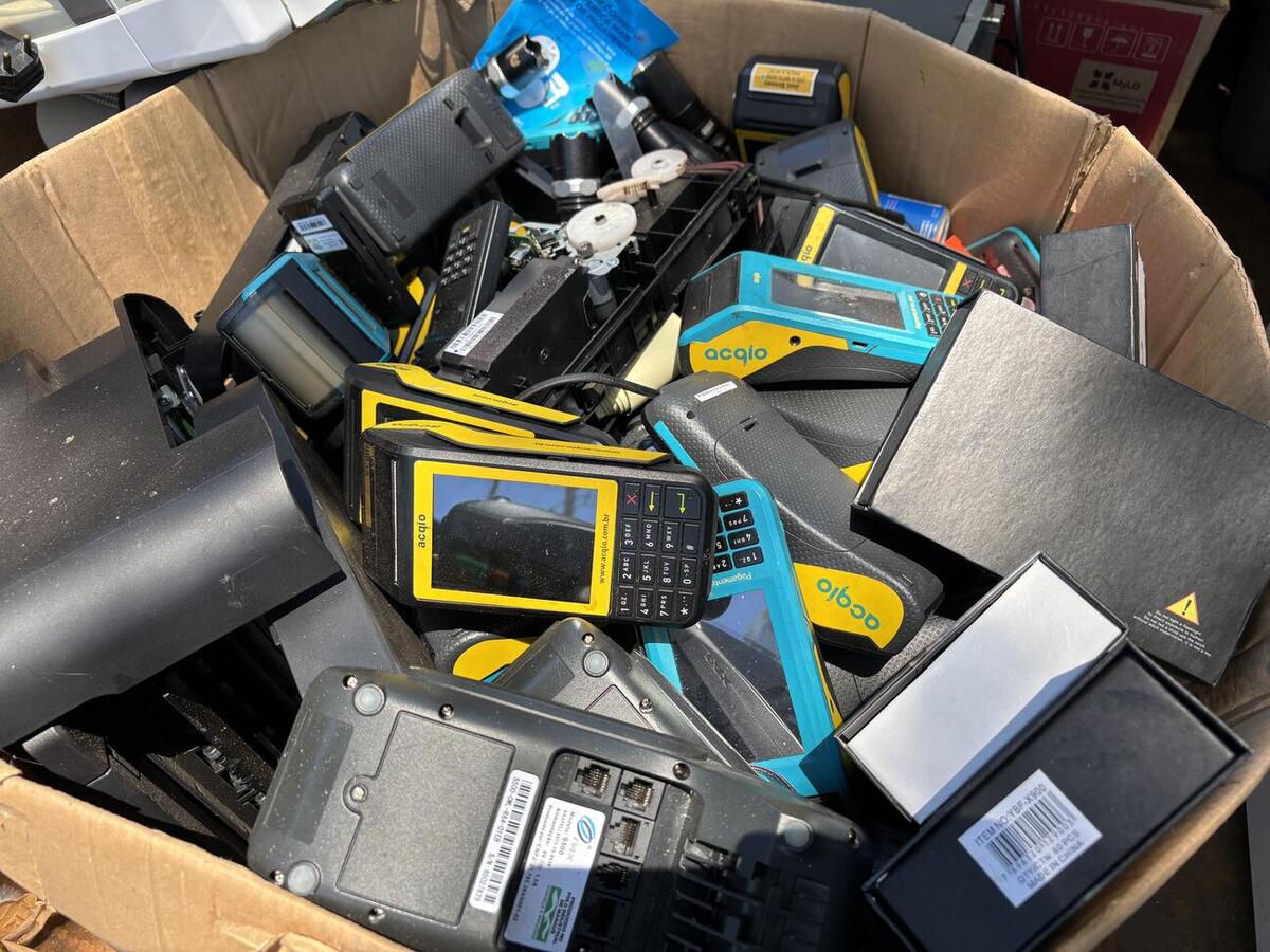 Ação coletou grande volume de equipamentos que foram destinados para a Associação dos Catadores de Recicláveis de Toledo (Acatol)