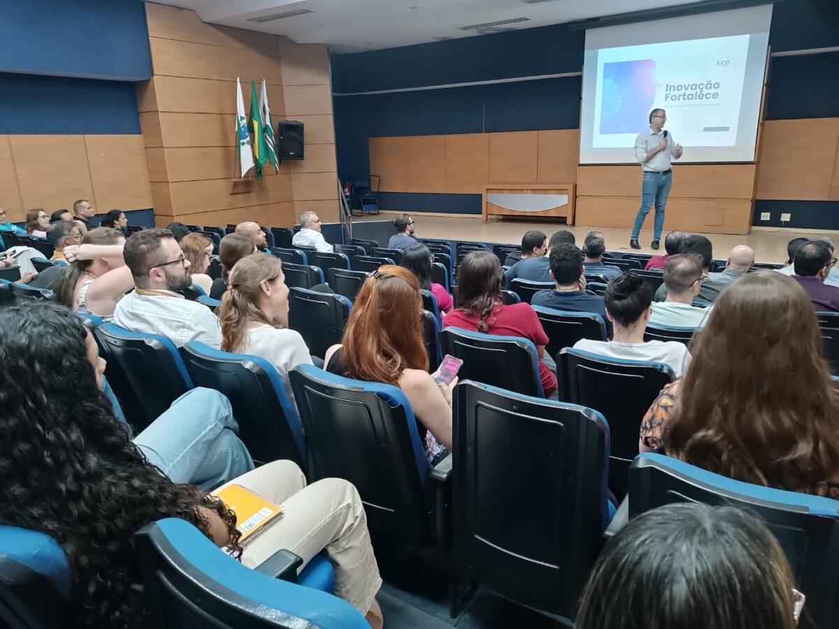 Ministrado pelo consultor Severino Luis De Déa, evento destinado a servidores municipais foi realizado na tarde desta quarta-feira (26) no Auditório Acary Oliveira
