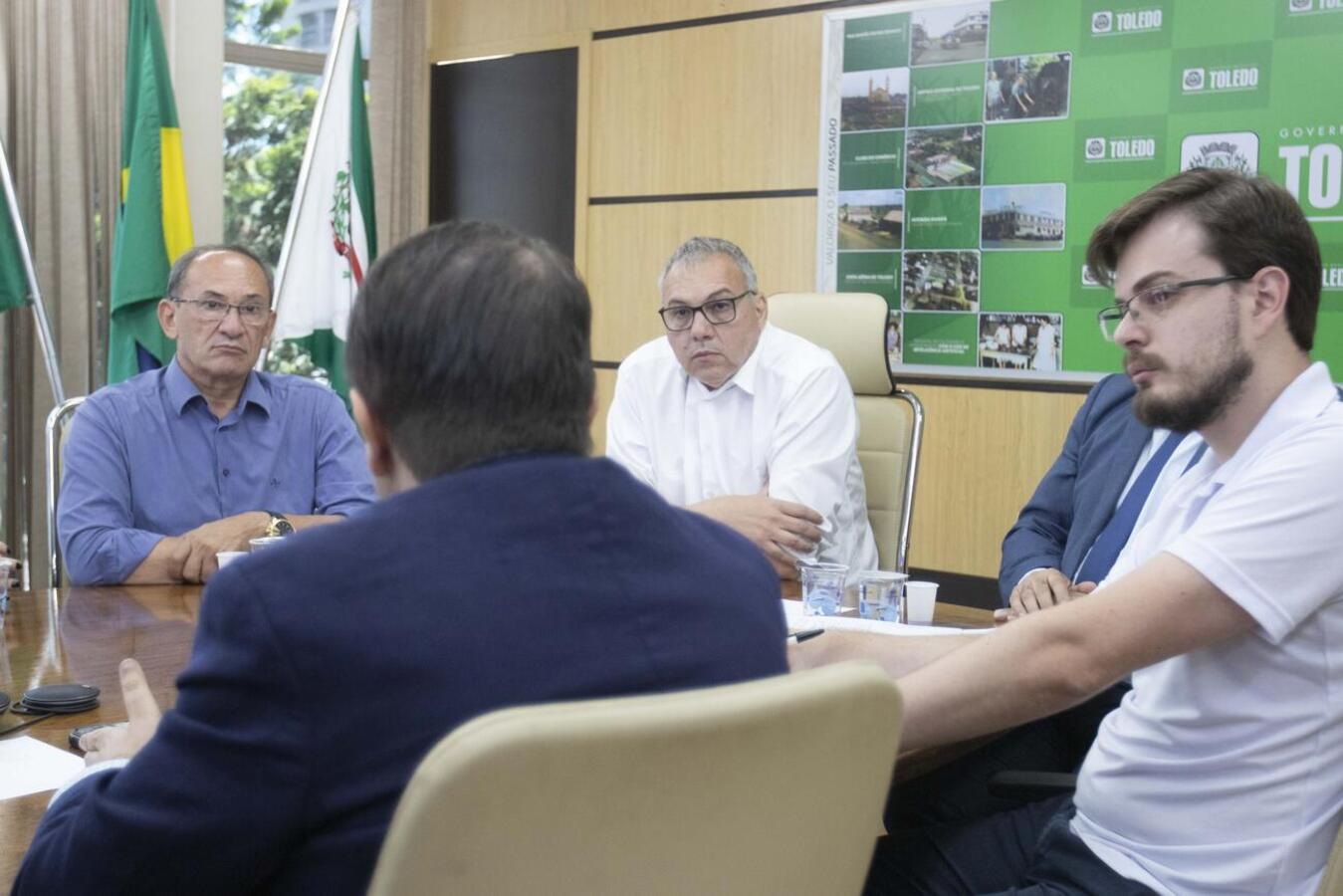 Reunião técnica na Prefeitura de Toledo serviu para se debater a atual situação da unidade e o que é possível fazer daqui por diante