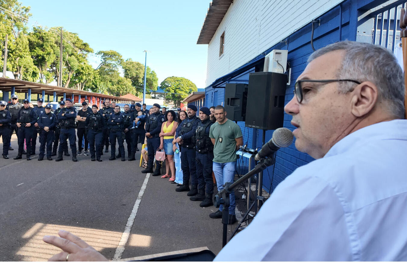 Na manhã desta sexta-feira (19), a Guarda Municipal realizou uma cerimônia de homenagem ao GM Ademir,  que atua hoje na Patrulha Maria da Penha
