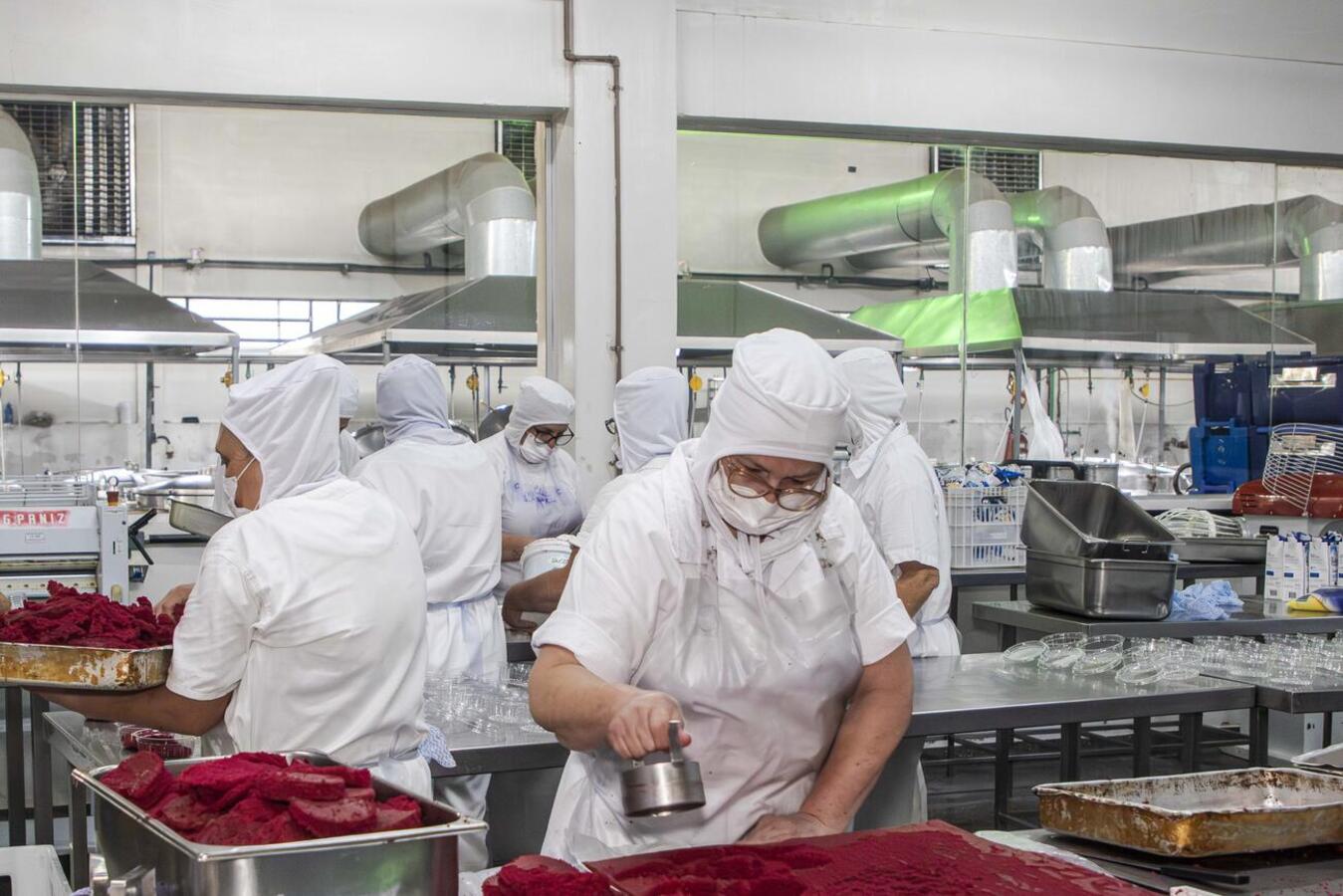 Serão mais de 4 mil quilos de bolo produzidos especialmente para a comemoração de 73 anos do município no dia 14 de dezembro