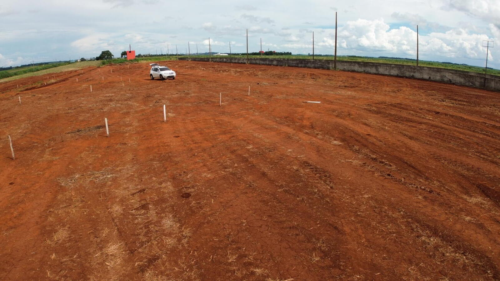 A Prefeitura de Toledo deu início às obras do complexo automotivo, que será localizado no Autódromo Rafael Sperafico, atendendo as demandas do kartódromo, arrancadão e drift