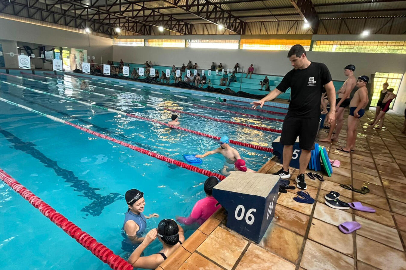 Evento realizado na tarde do último sábado (29/11) reuniu 40 crianças e 8 pessoas com deficiência; todos os participantes foram premiados com medalhas
