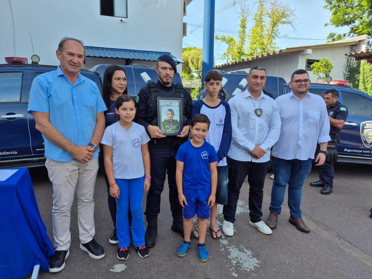 A tradicional homenagem foi realizada na última sexta-feira (28) e contou com a presença oficiais de outros municípios