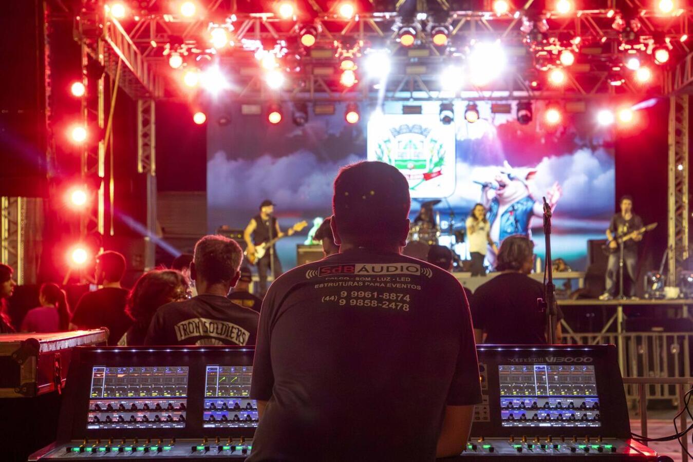 Durante os dias  5, 6 e 7 Toledo realizou a 14ª edição da Virada Cultural, evento que movimentou o Parque Ecológico Diva Paim Barth com apresentações teatrais e musicais de artistas locais e nacionais