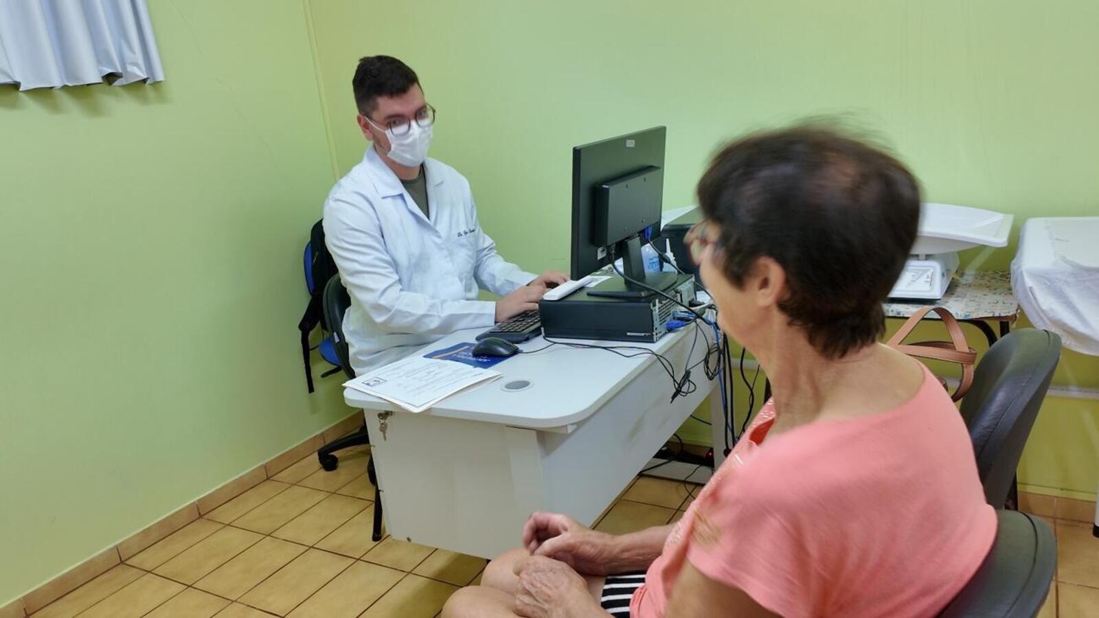 Transição da unidade do distrito é marcada por visita de comissão da Secretaria de Saúde de Toledo e benção especial