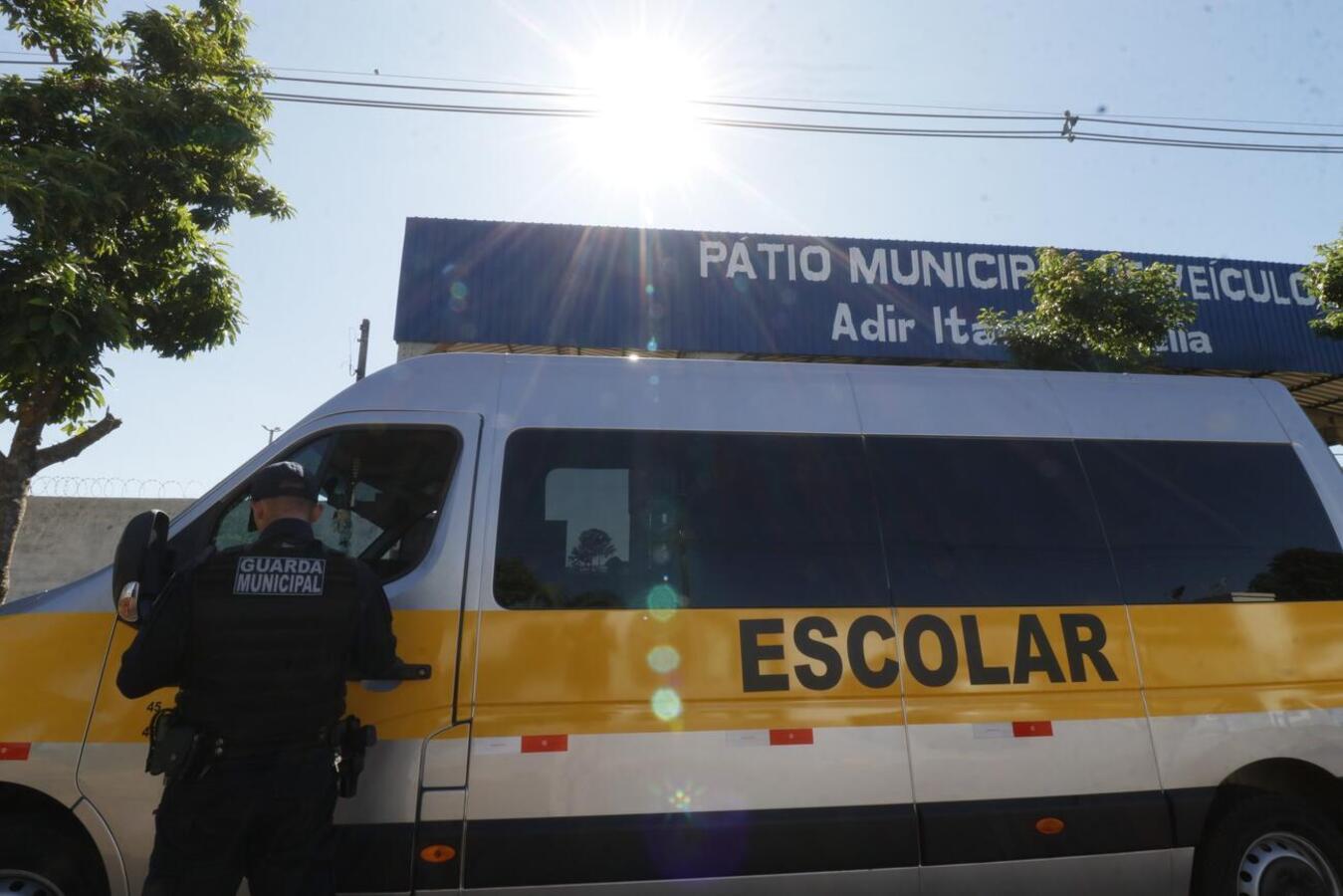 Durante essa segunda e terça-feira (26 e 27) a Secretaria Municipal de Segurança e Trânsito está realizando vistorias em transportes escolares, a fim de garantir a segurança das crianças