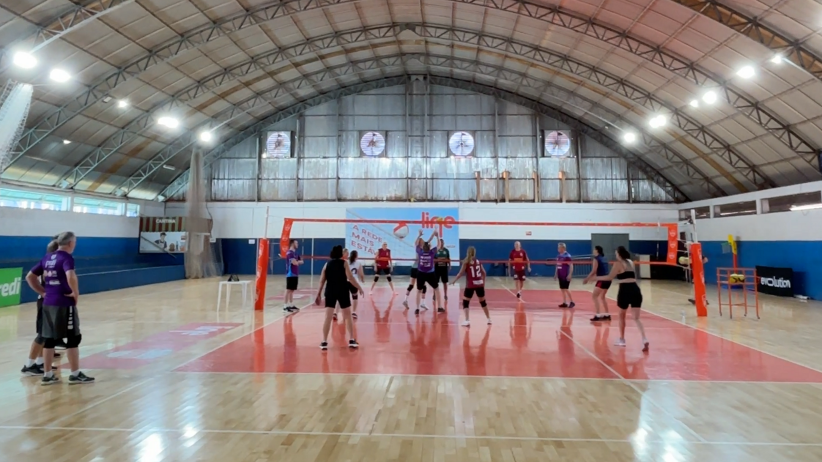 Equipes feminina e masculina 45+ e 58+ do Centro de Treinamento para Idosos intensificam preparação para buscar bons resultados em Sorriso