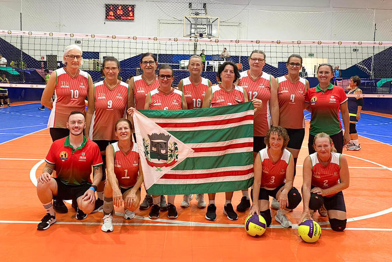 Na estreia do município na competição, equipes ficaram entre as 8 melhores equipes no torneio