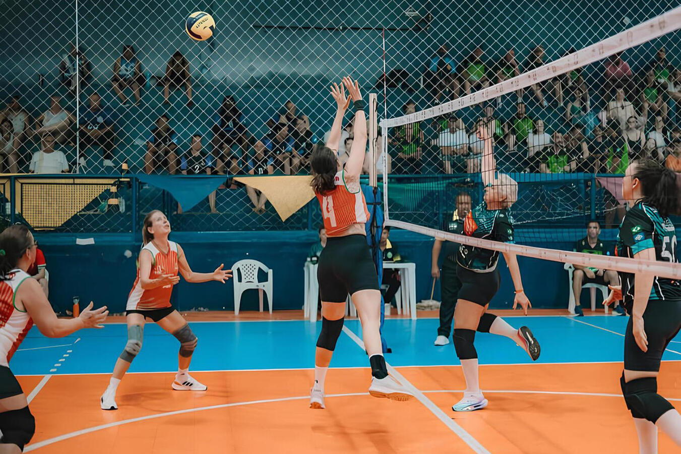 Na estreia do município na competição, equipes ficaram entre as 8 melhores equipes no torneio