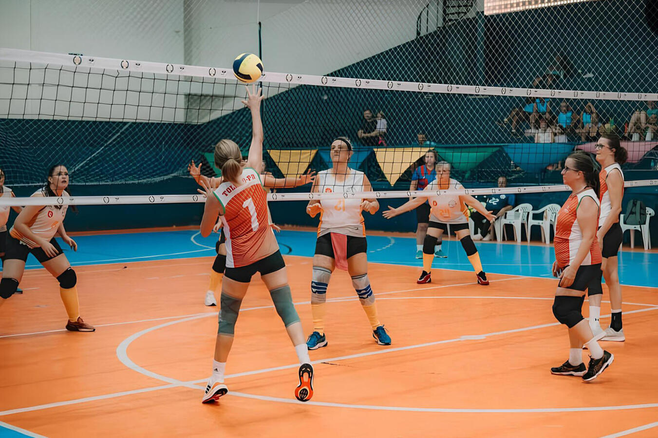 Na estreia do município na competição, equipes ficaram entre as 8 melhores equipes no torneio
