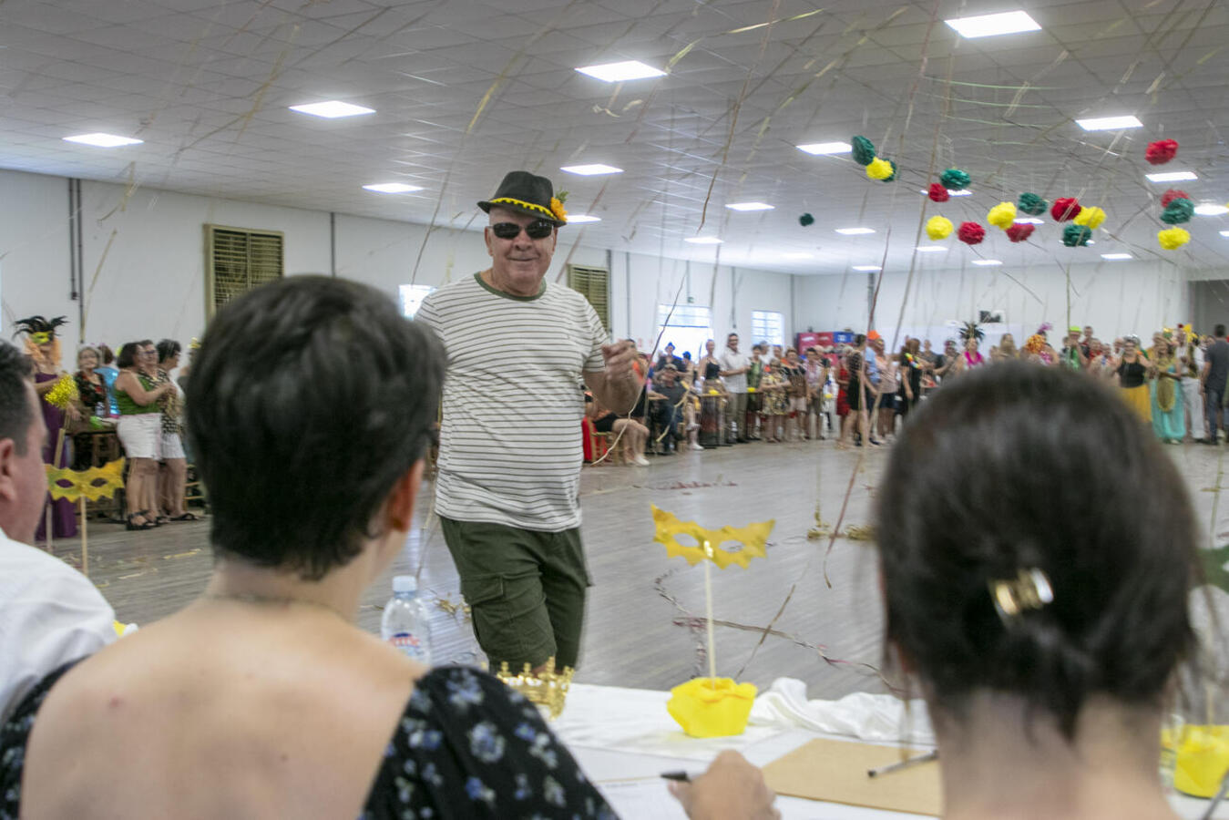 Evento promovido pela Secretaria de Esportes e Lazer também elegeu a Rainha e o Rei Momo do Carnaval