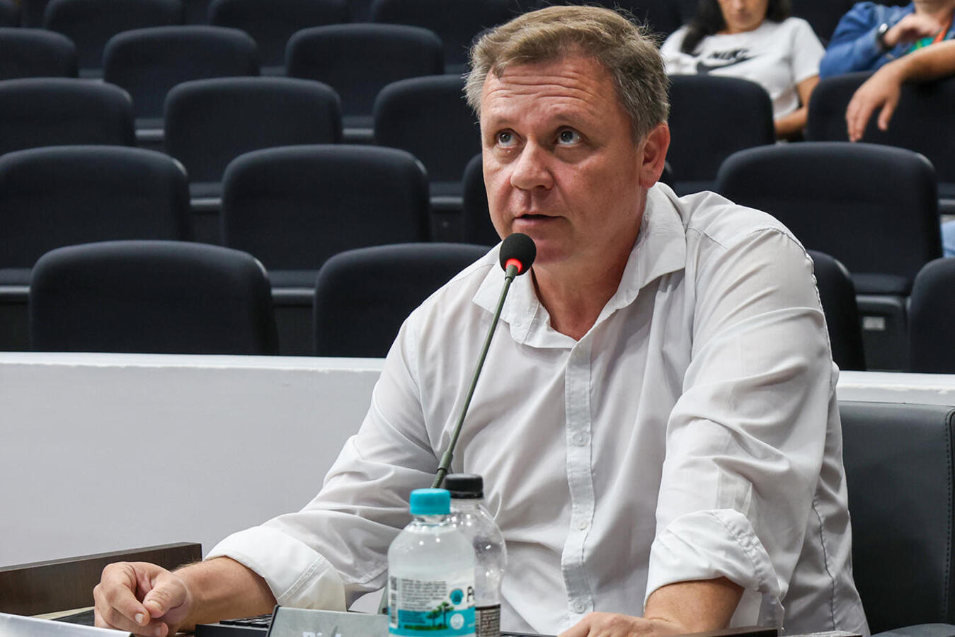 Explanações sobre atividades e finanças da Secretaria Municipal de Esportes e Lazer ocorreram em audiência pública realizada na manhã desta segunda-feira (23)