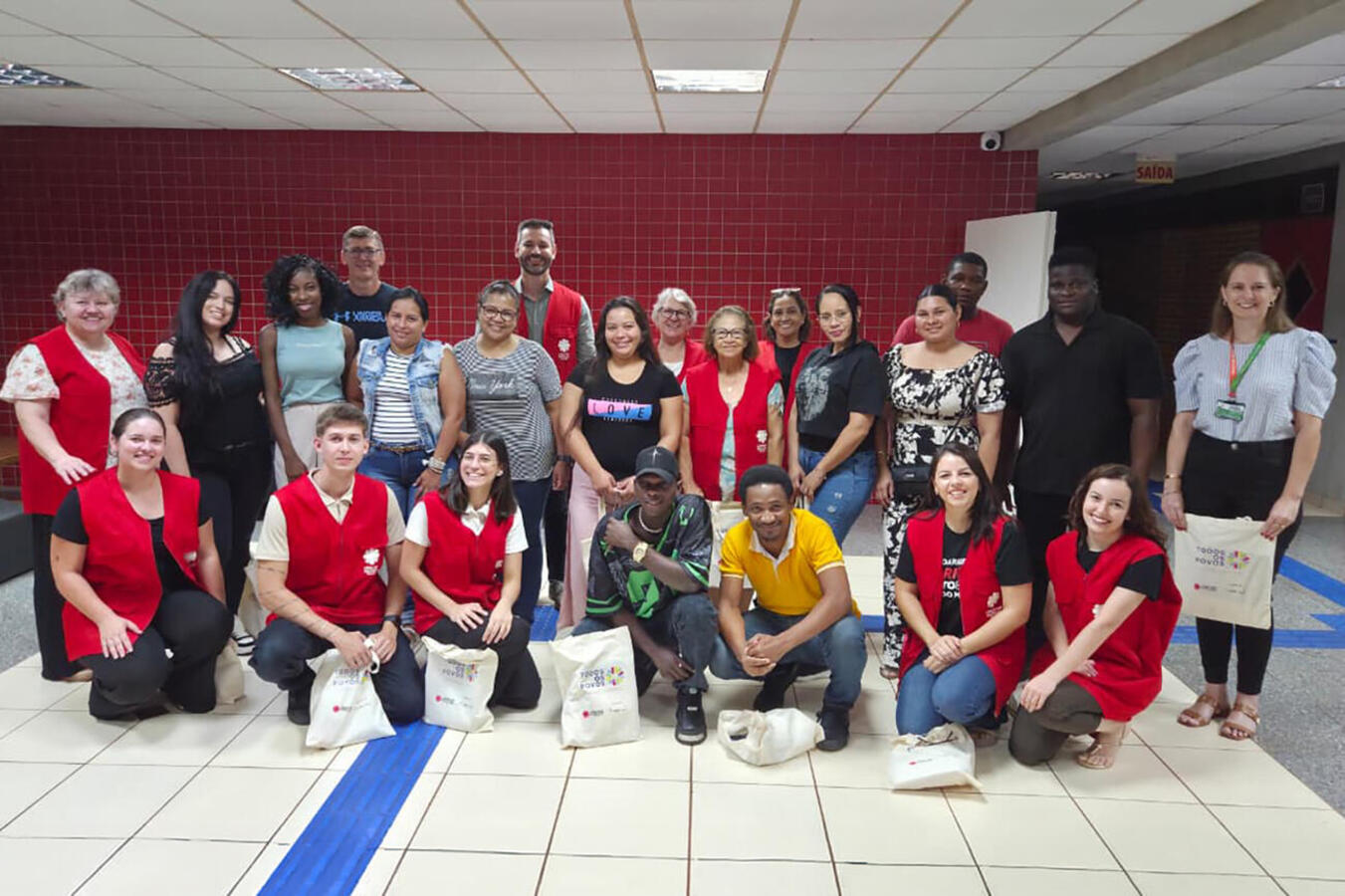 Capacitação teve início no último fim de semana, na PUCPR/Toledo; ao todo, 75 pessoas (25 em cada classe) estão inscritos nos níveis básico e intermediário