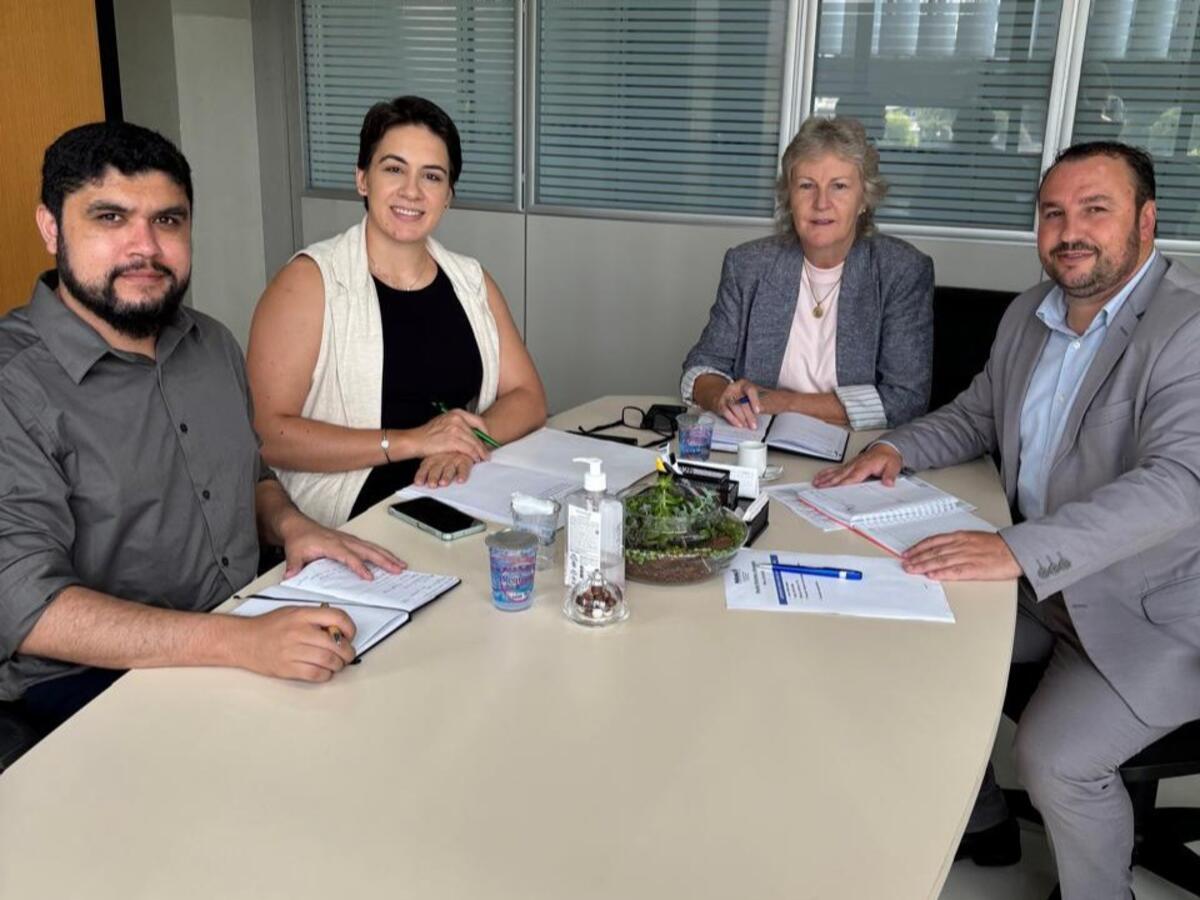 Secretárias municipais participaram de reuniões com órgãos do Governo do Estado e retornaram ao município na quarta-feira