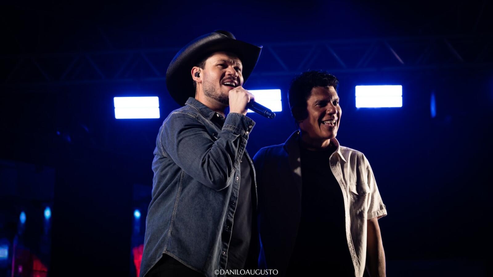 Dupla se apresenta gratuitamente no dia 1º de maio, na Avenida Maripá, no tradicional show que acontece na região do Europa/América- Foto: Facebook @CarreiroeCapataz