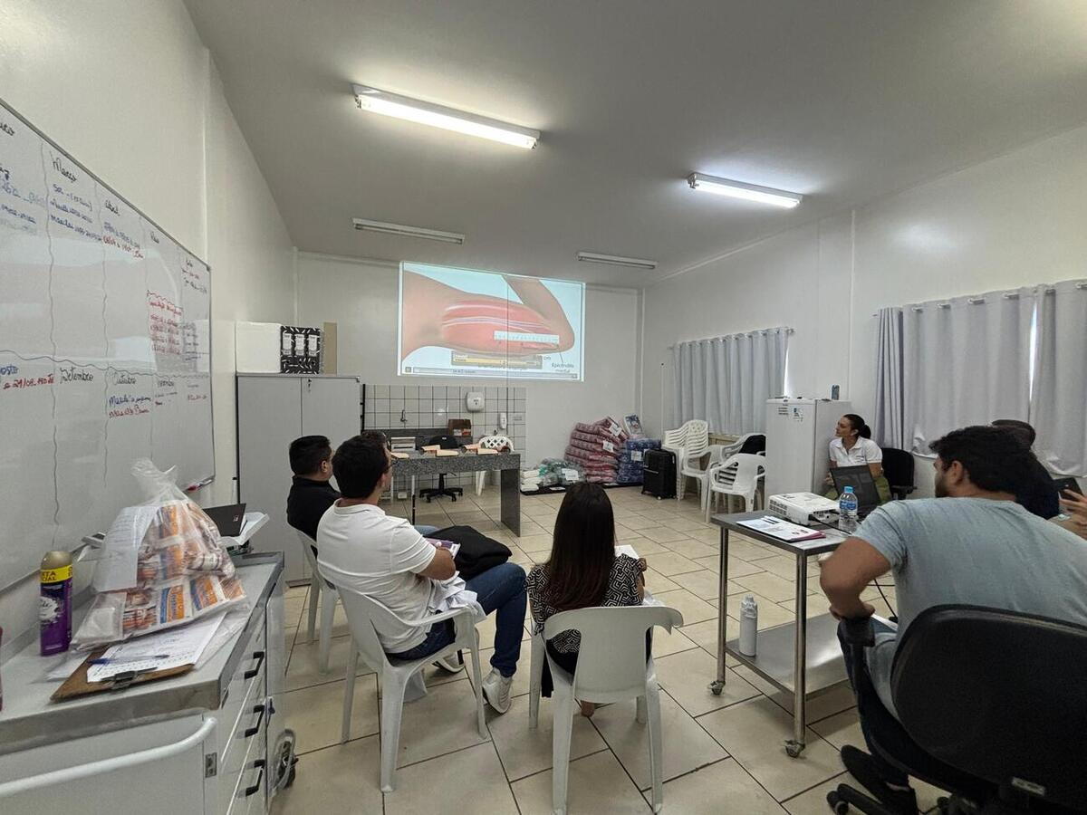 A fim de garantir a qualidade e segurança do atendimento, 6 médicos receberam treinamento técnico, teórico e prático
