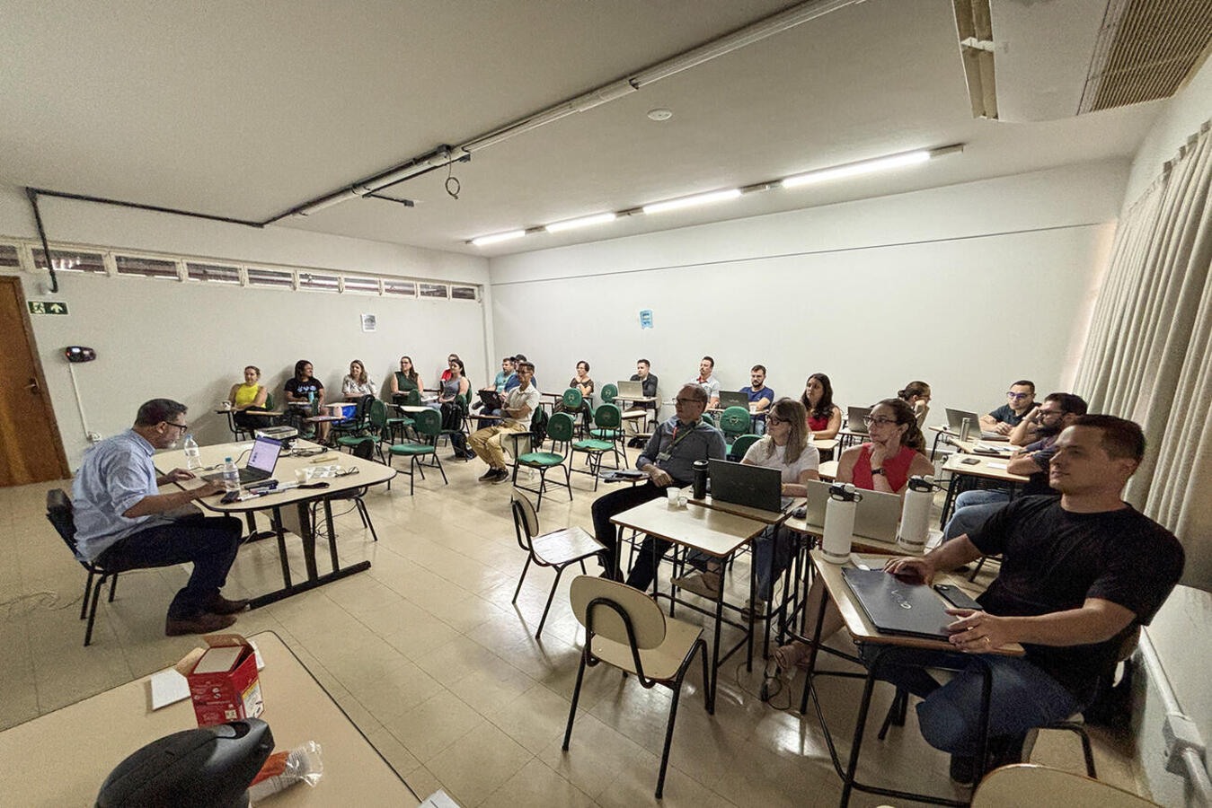 Capacitação promovida pelo Fundo de Aposentadorias e Pensões dos Servidores Públicos Municipais segue sendo realizada na Escola de Governo até quarta (18)