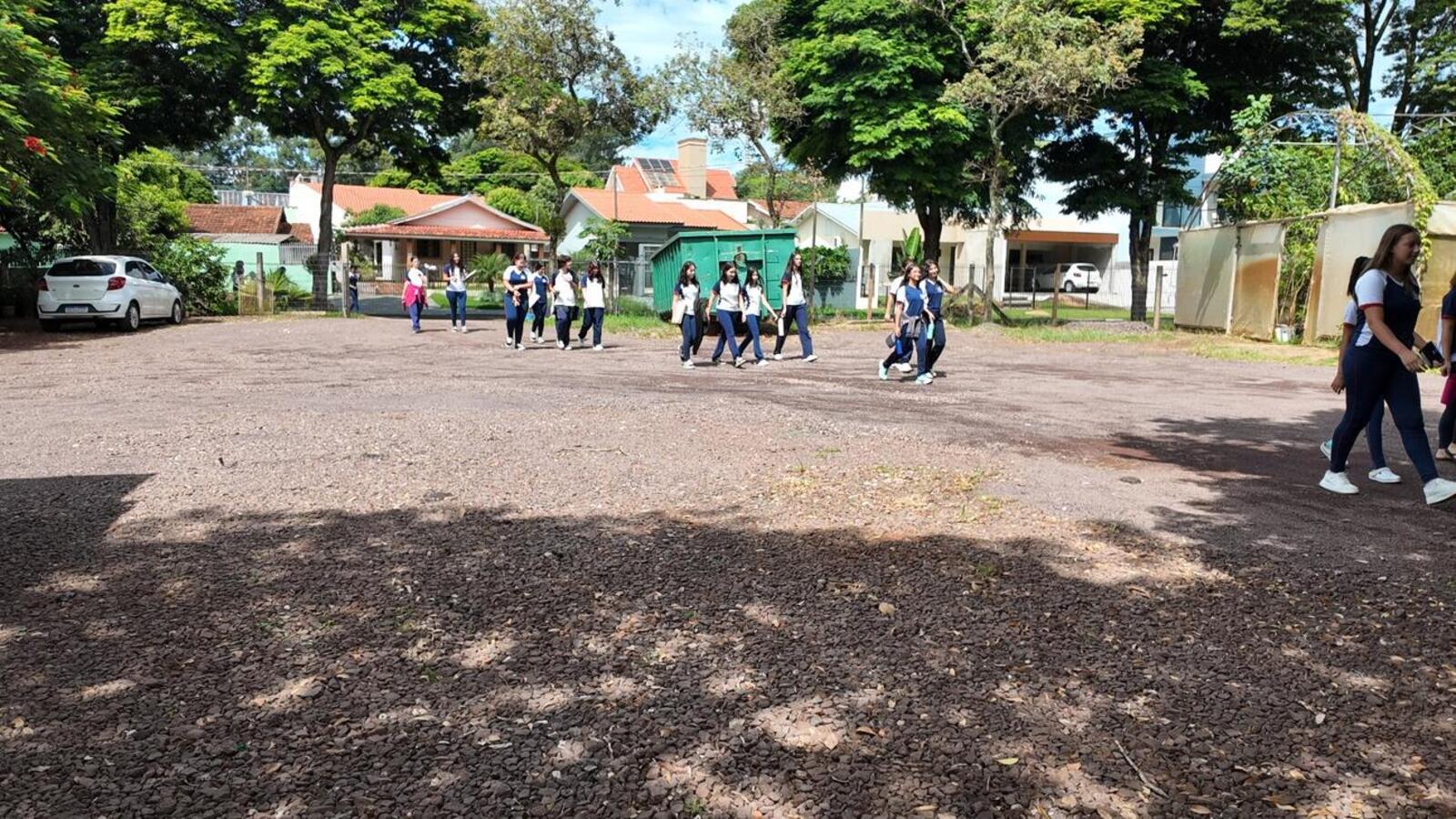 Projeto “Rio com Vida” leva alunos da rede de ensino estadual à sangas da região para avaliar qualidade da água