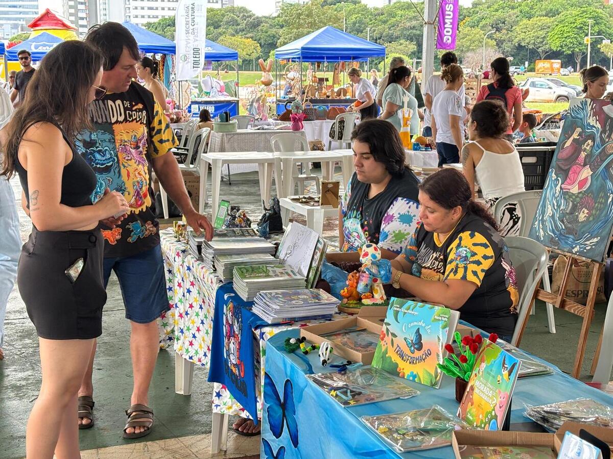 Festa celebra a Páscoa e reúne mais de 50 artesãos com exposição e venda de produtos