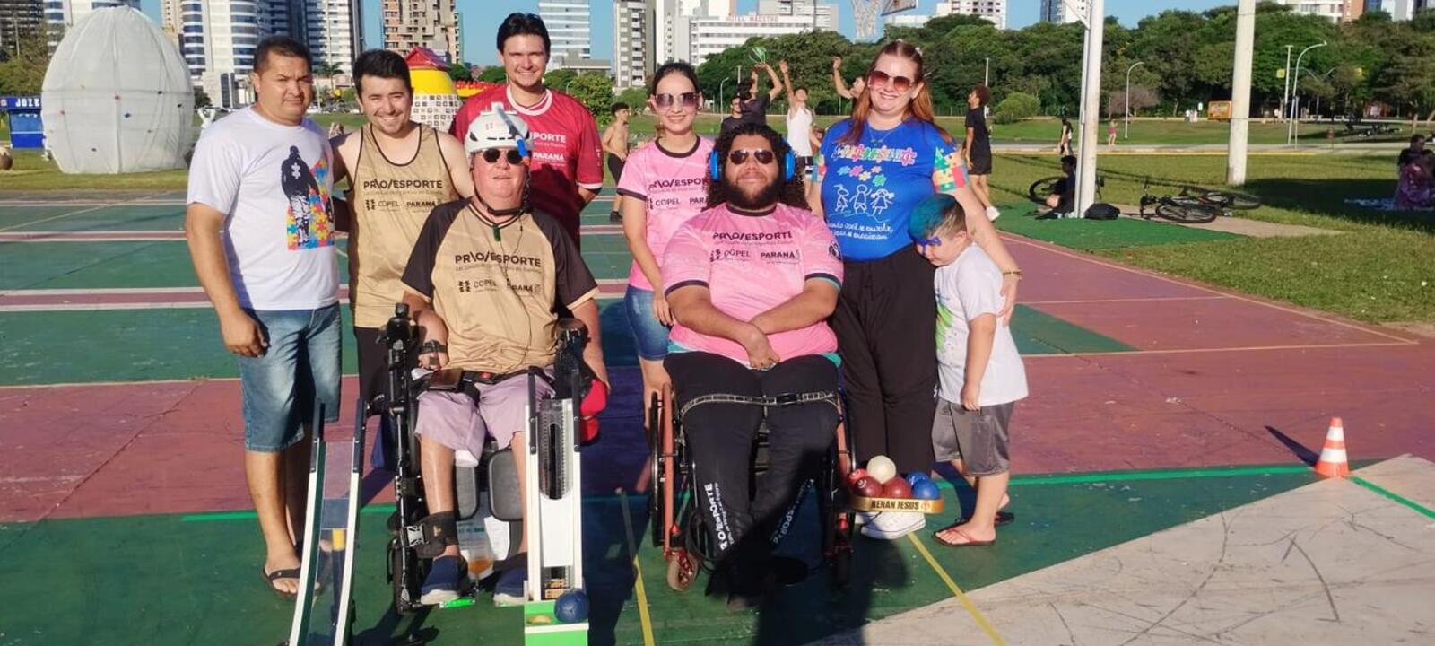 Ação realizada neste domingo (29) contou com a visita de mais de 120 pessoas para celebrar o Dia Mundial de Conscientização sobre o Autismo, celebrado no dia 2 de abril